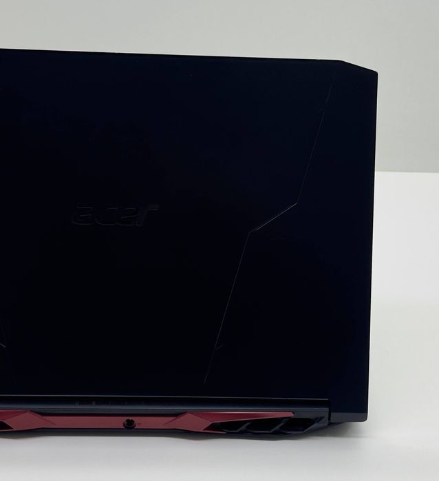 Noutbook sotiladi Aser Nitro gaming