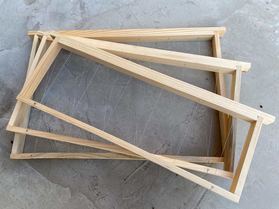 Пчелни рамки за пчели