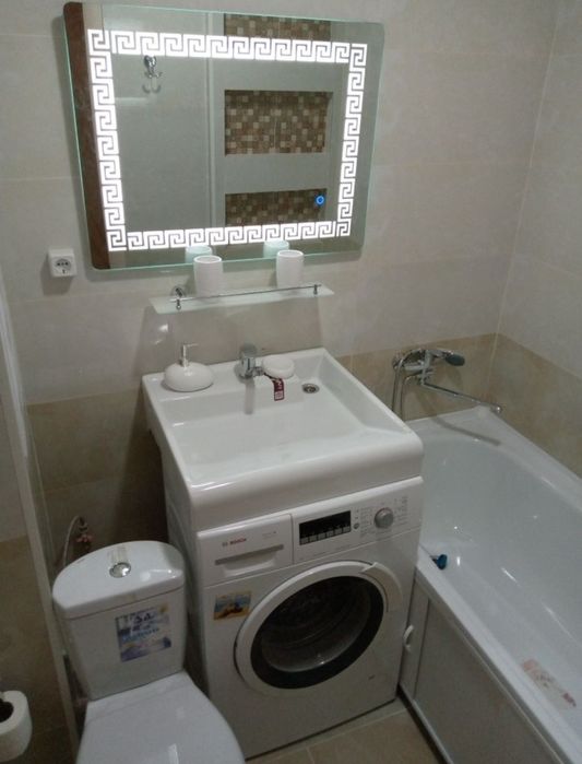 Кафельщик, сантехник, электрика.