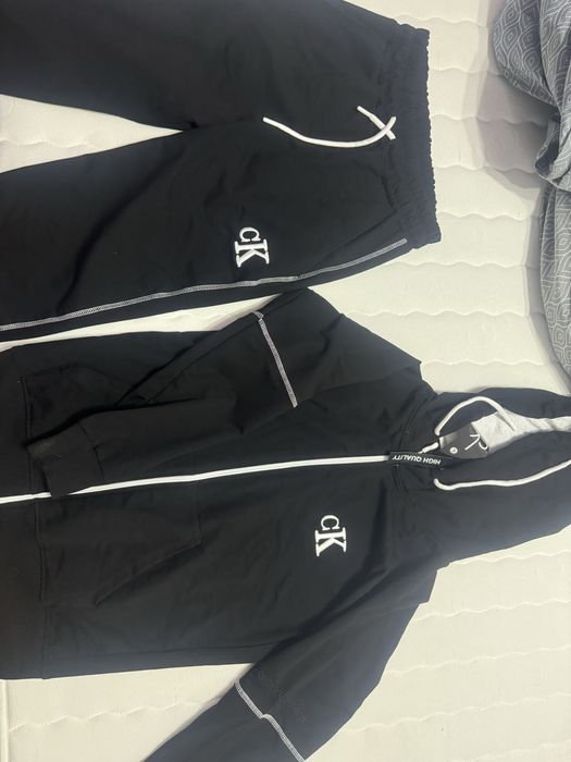 Дамски спортен екип М/Л размер