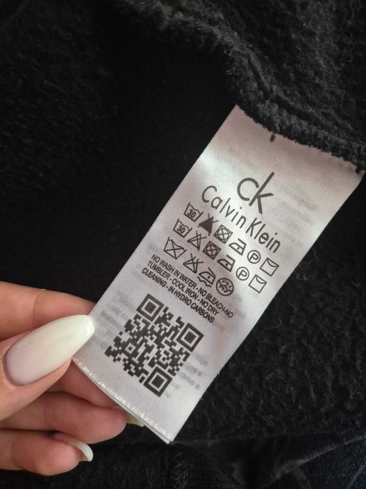 Calvin Klein дамски суитшър