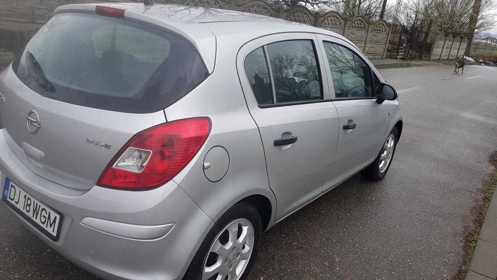 vind corsa d an 2013 1,3 dizel ,EURO 5 sau schimb cu cosrsa d cu6 trepte