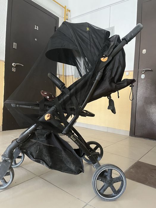 Продам детскую коляску