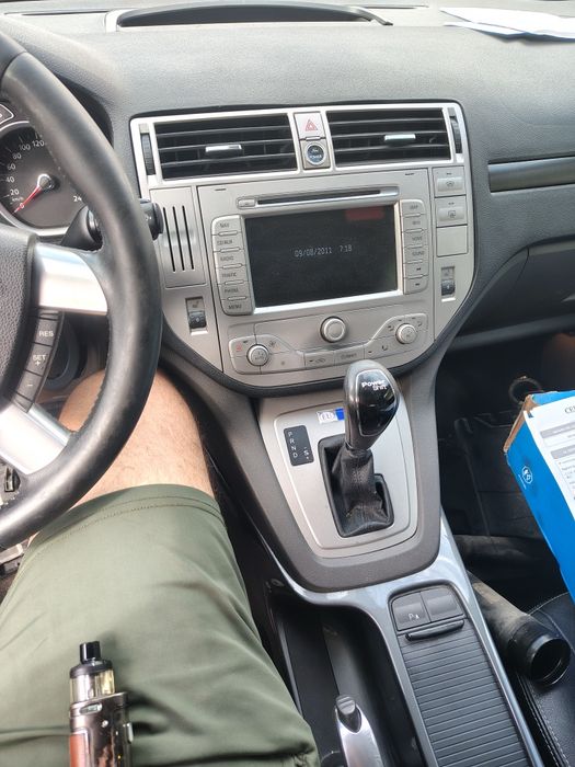 Ford Kuga на части