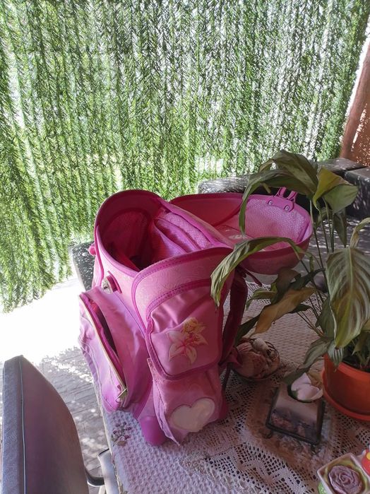 Раница за ученици малки