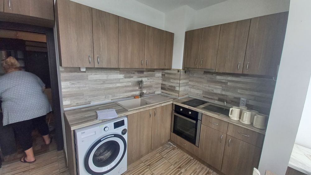 Дава се под наем Тристаен апартамент в Варна, Чайка - 65 кв.м за 408 € - Снимка #1