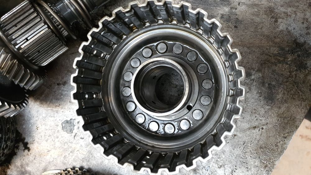 Dezmembrez tractor Fendt 309,310,311,312