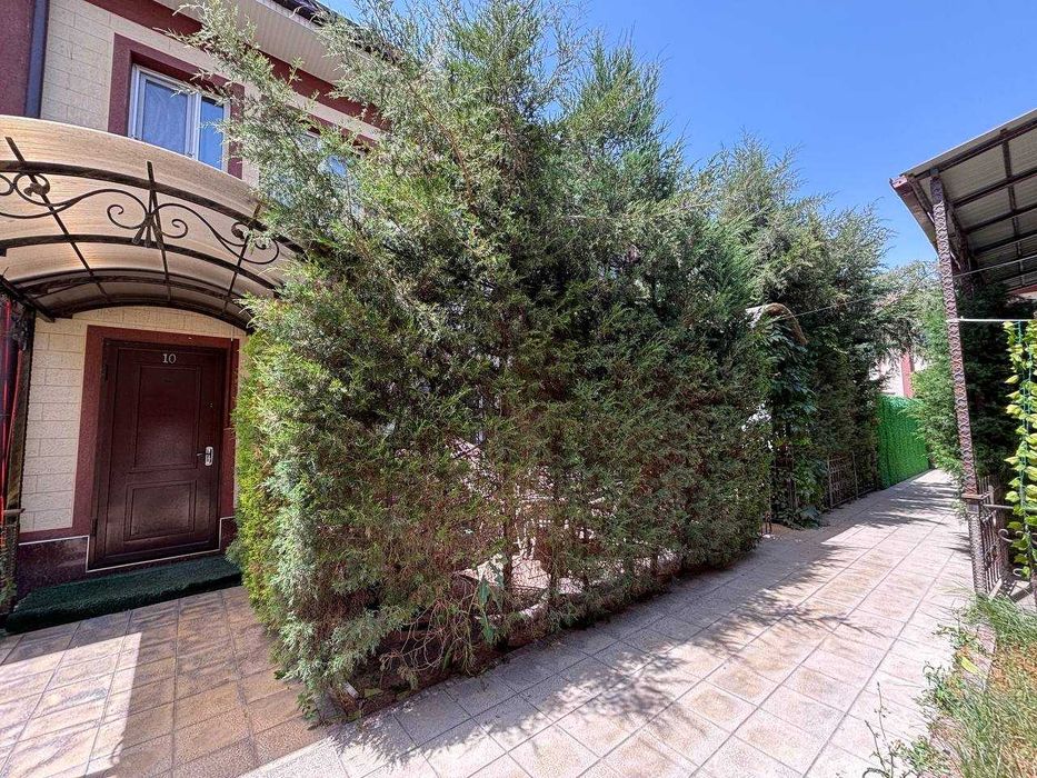 Продается коттедж 100 м² с  лаунж-зоной и парковкой