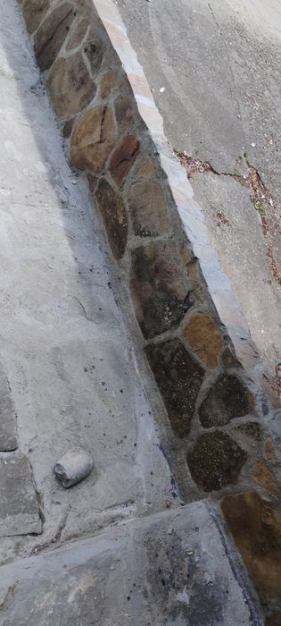 Озеленяване и поддръжка на дворове