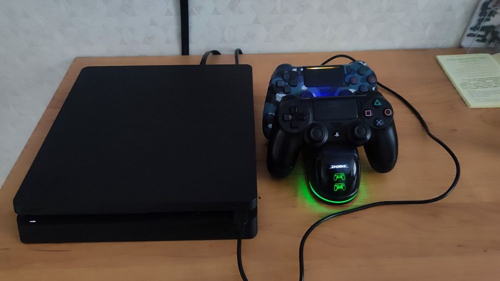 Продам ПРОШИТЫЙ Playstation 4 slim 500GB