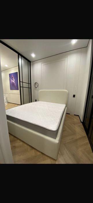 Кровать двухспальная