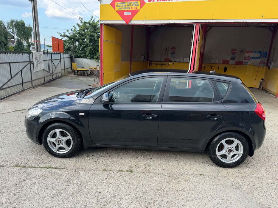 KIA Ceed 2009 — imagine 3