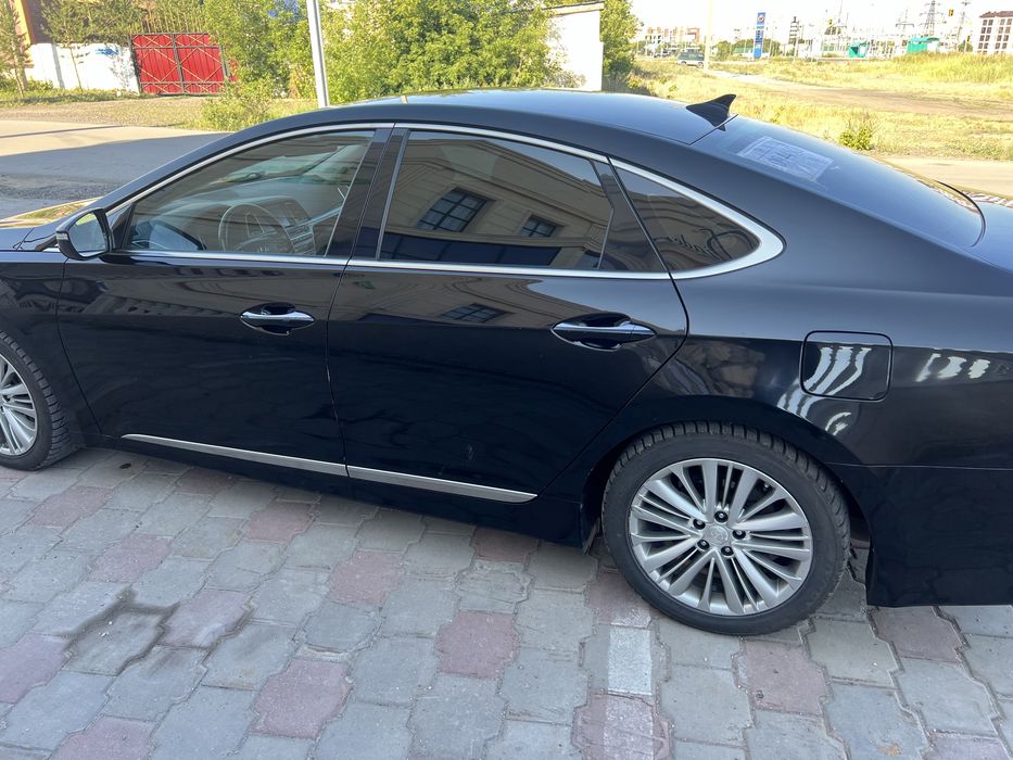 Хюндай Аслан 3л бензин автомат