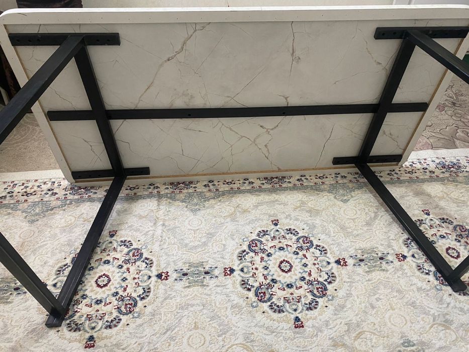 Үстел 180/90(ені 90,ұзындығы 180)