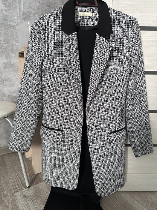 Продам пиджак размер 42