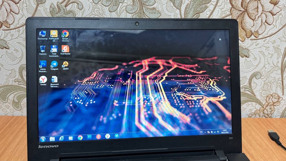 Изготовитель LENOVO
LENOVO

Модель
80M3