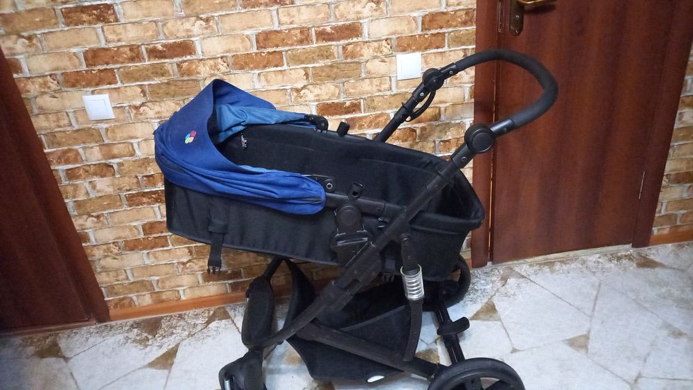 Продаётся коляска