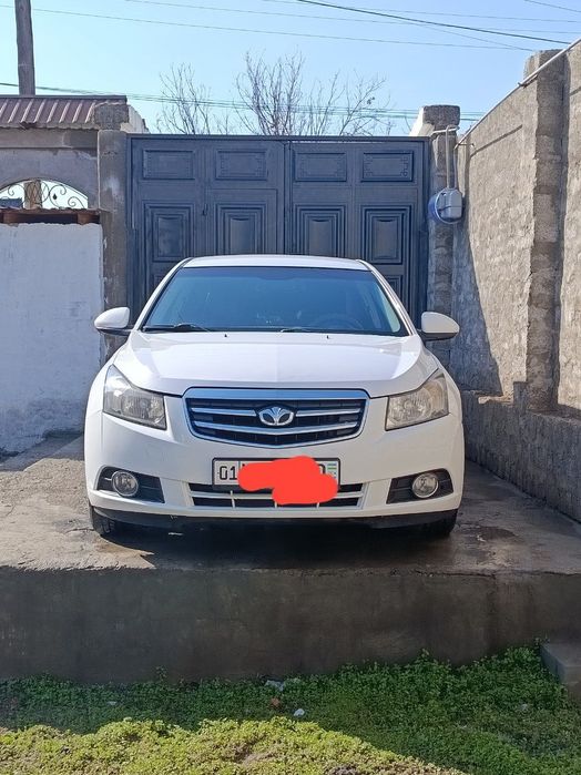 Ласетти Круз Сотилади