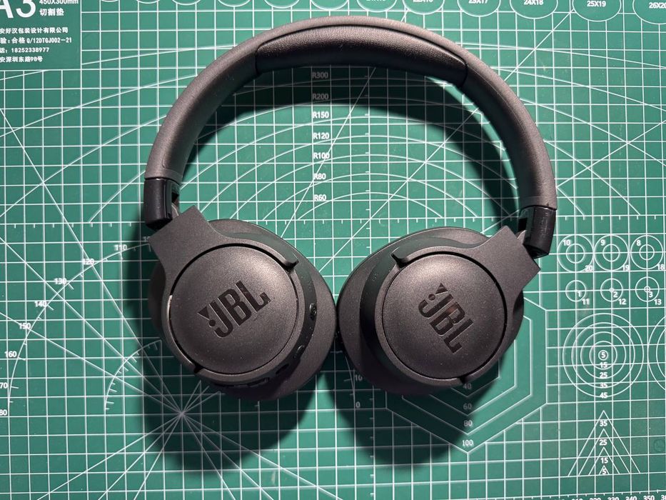 Наушники JBL Tune 770NC