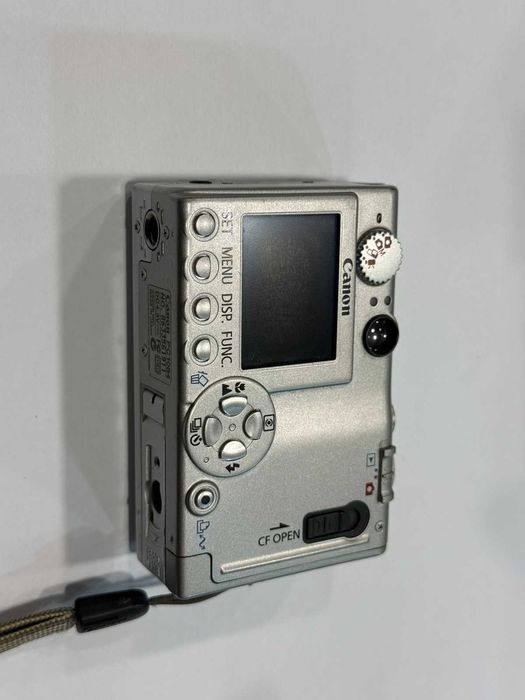 Canon Digital IXUS 500 – CCD