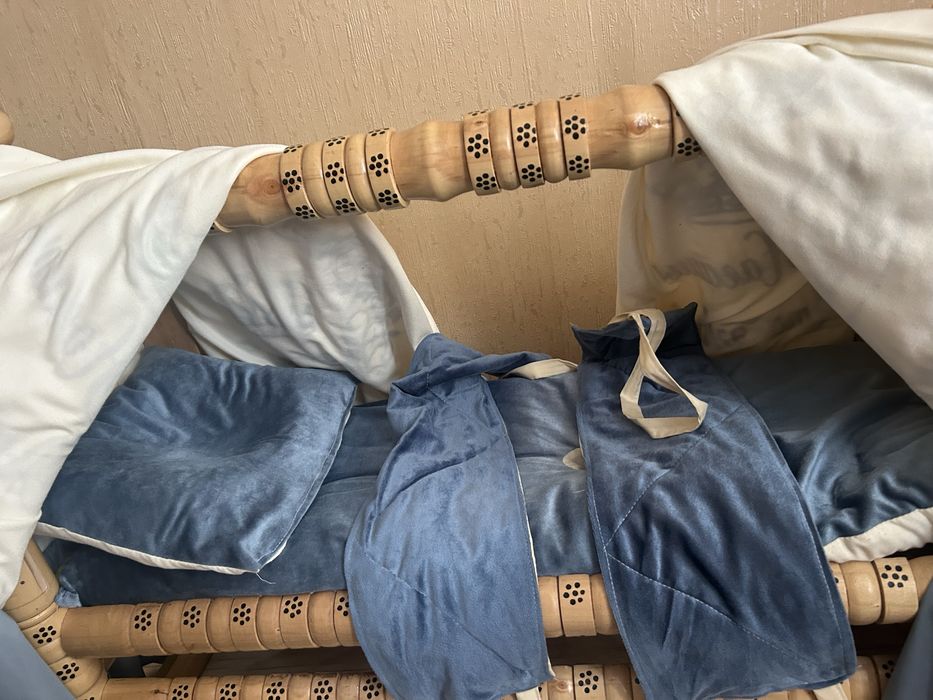 Колыбель-бесік.