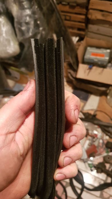 Резинки,  молдинги  делика кирпич