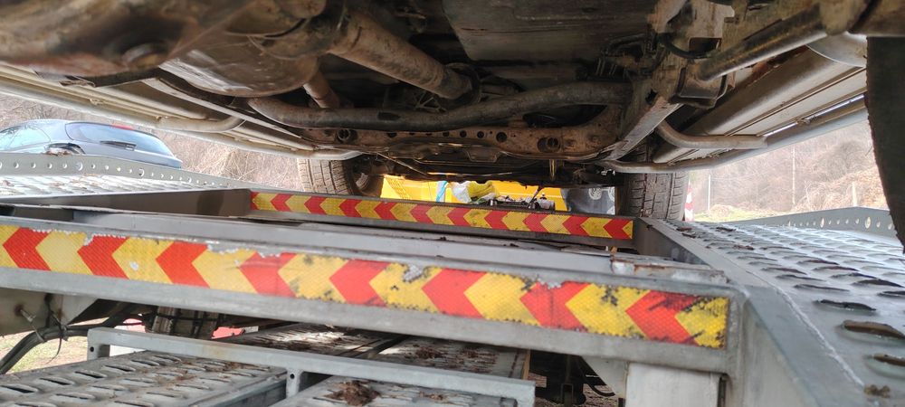 Просто Нисан Терано 2.7TDI на части