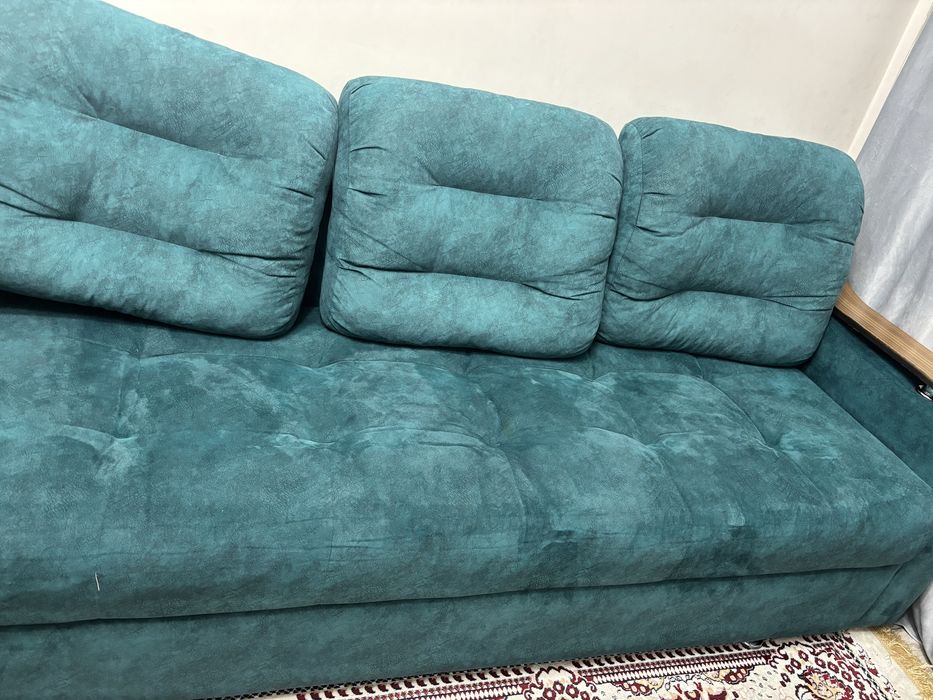 Продам диван, б/у