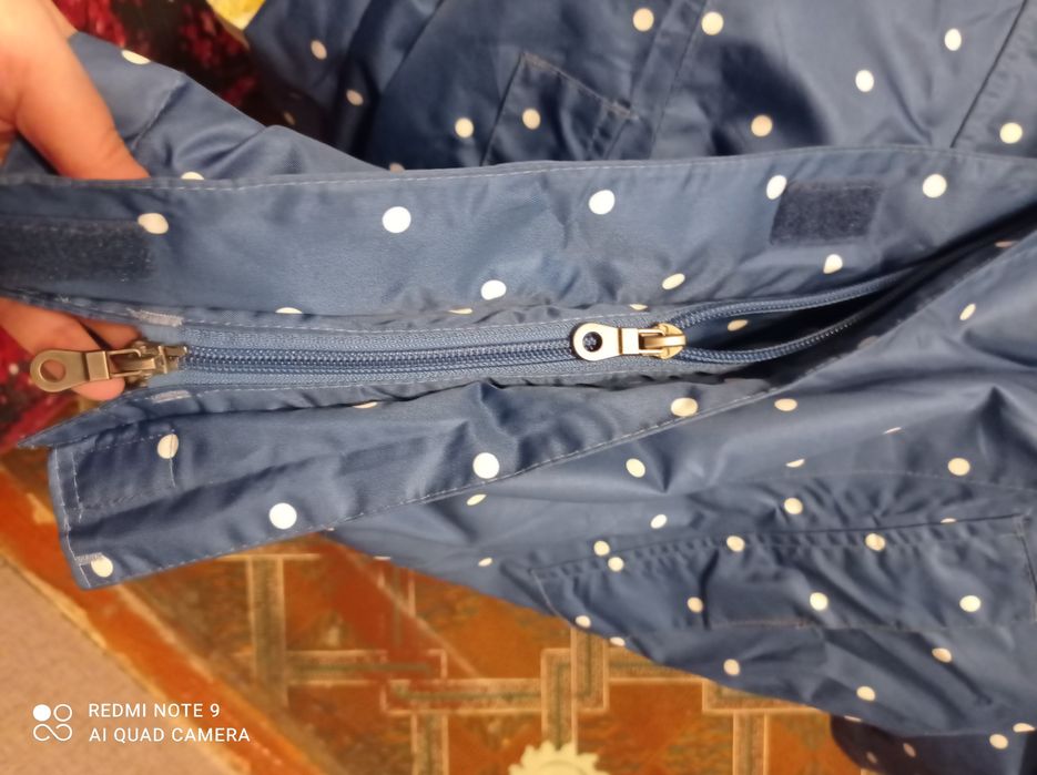 Ветровка женская