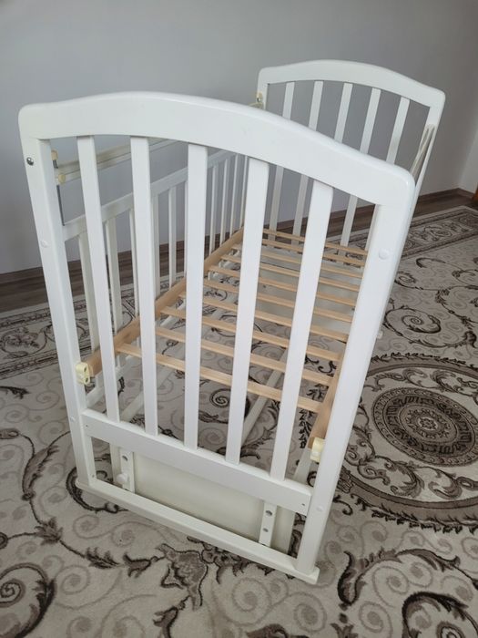 Кроватка детская