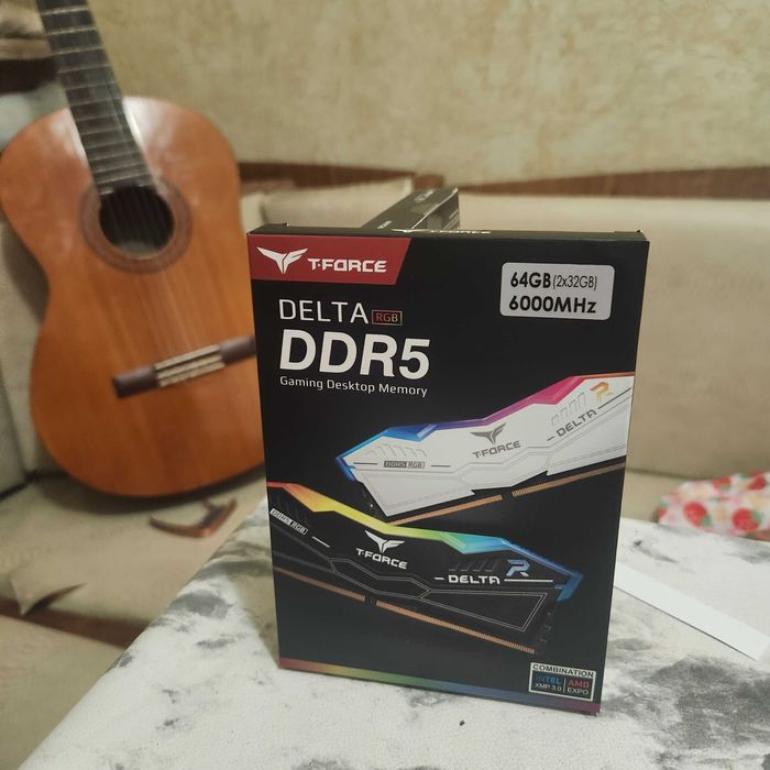 TeamGroup 1x32Gb (1 планка только, Б.У!) Черная с RGB 6000мгц  DDR5