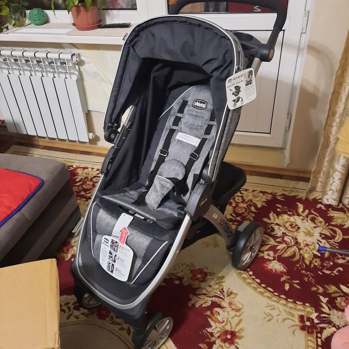 Продам коляску CHICCO Trio 2в1