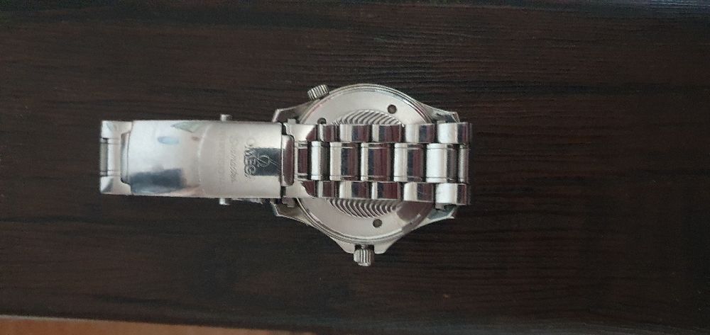 Часы  Omega Seamaster