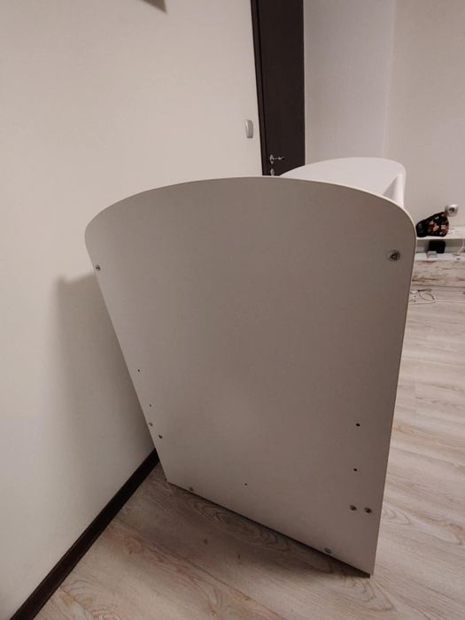 Детска кошара  с  люлка не е използвана никога,и подарък матрак(  нов)