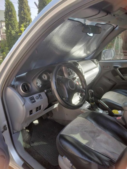 Toyota RAV 4 2003