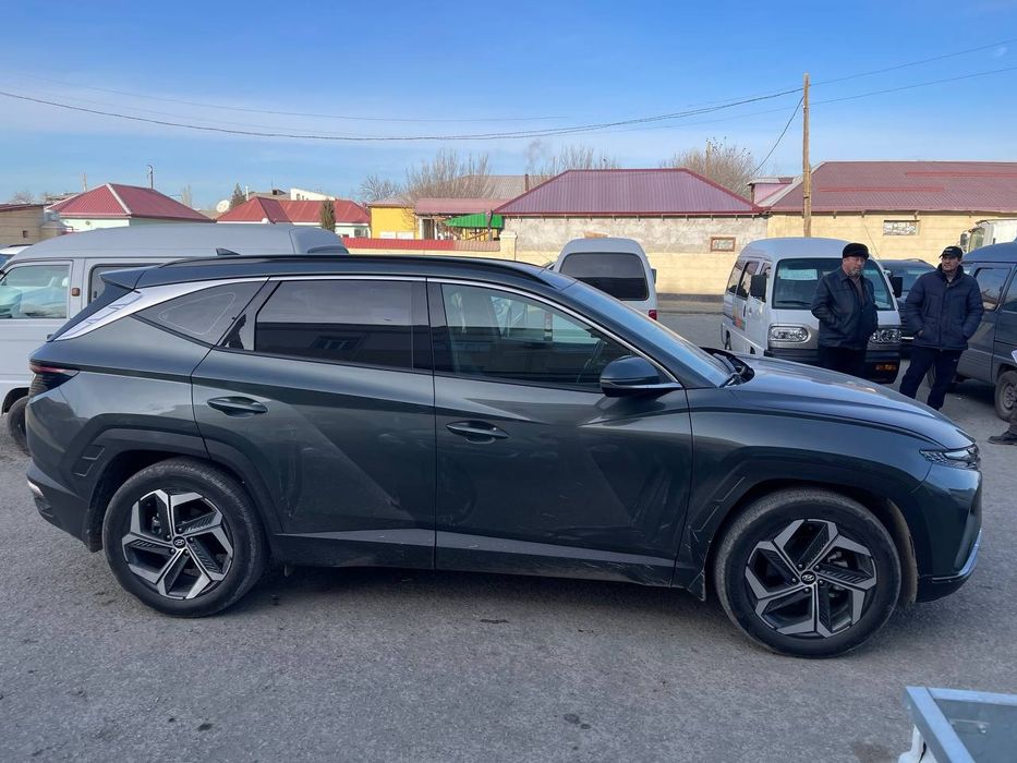 Hyundai Tucson 4x4 sotiladi