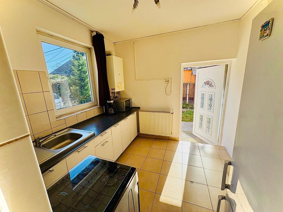 Apartament 2 camere la casa zona Centrala