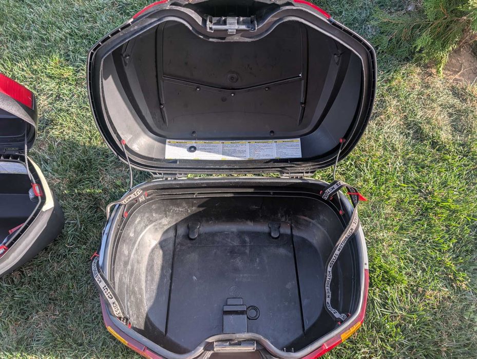 Set cutii moto Givi monokey ( side cases + top case )