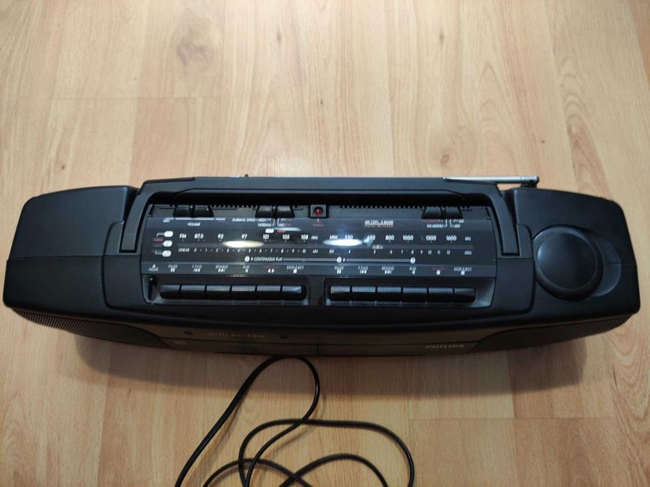 2бр.Двукасетъчен стерео радио касетофон  PHILIPS-аутореверс