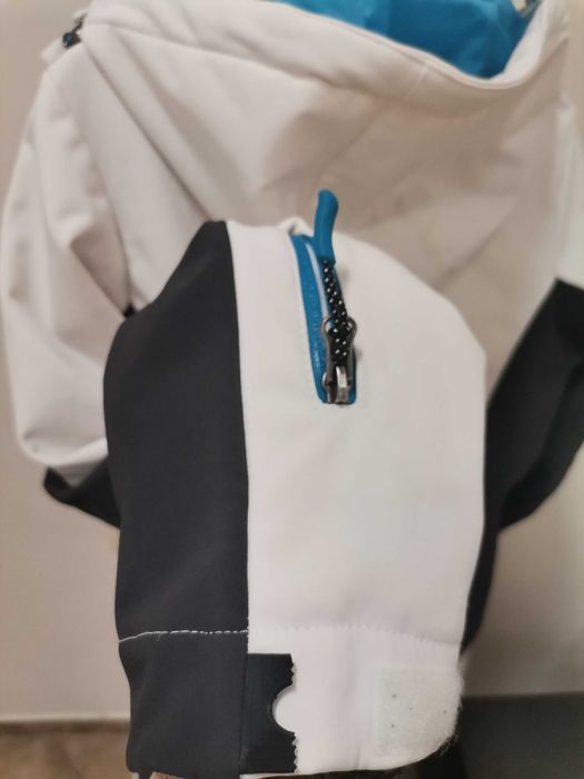 Ветроустойчиво Яке