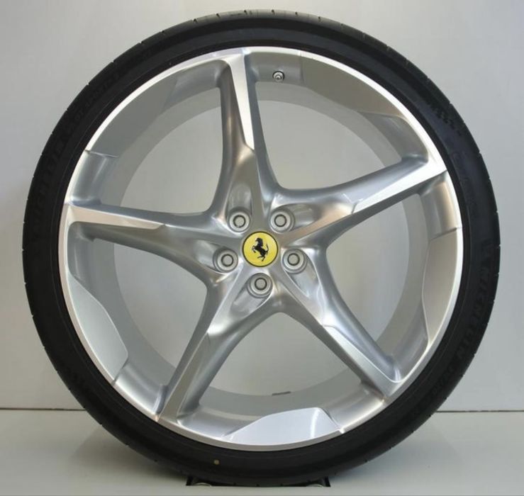 Ferrari Purosangue джанти 22/23 цола