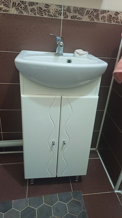 Продам ванны мебель