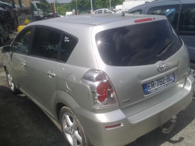 Toyota Corolla Verso 2.0/2.2 D4D 2007г. на части