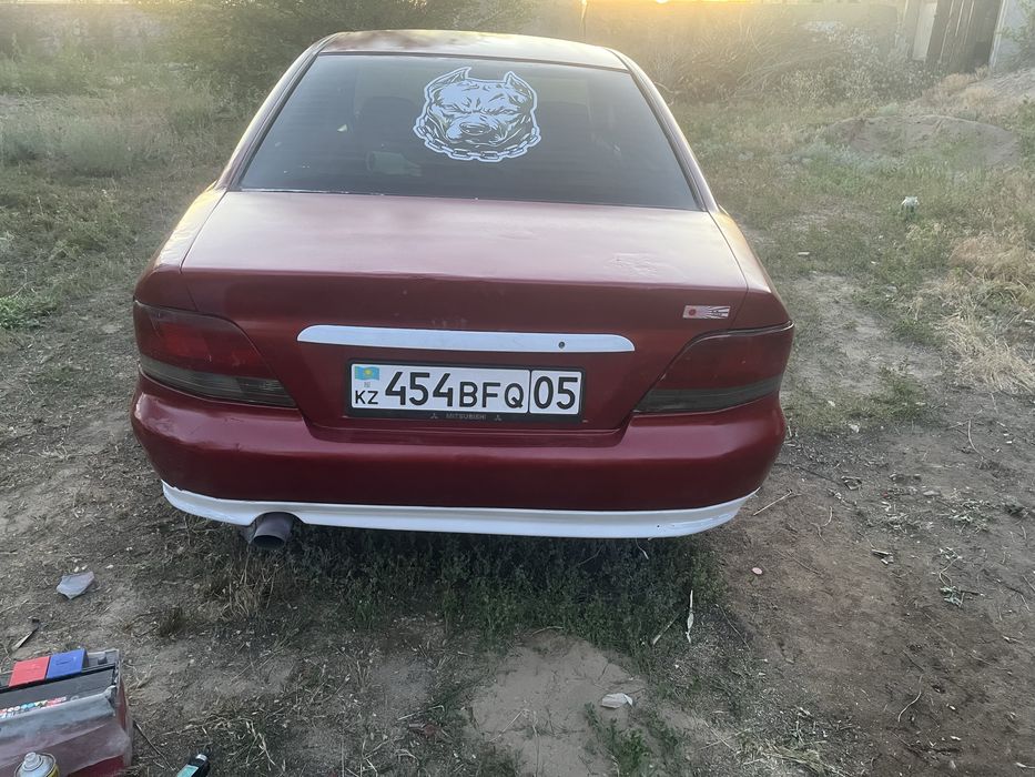 Митцубиси галант