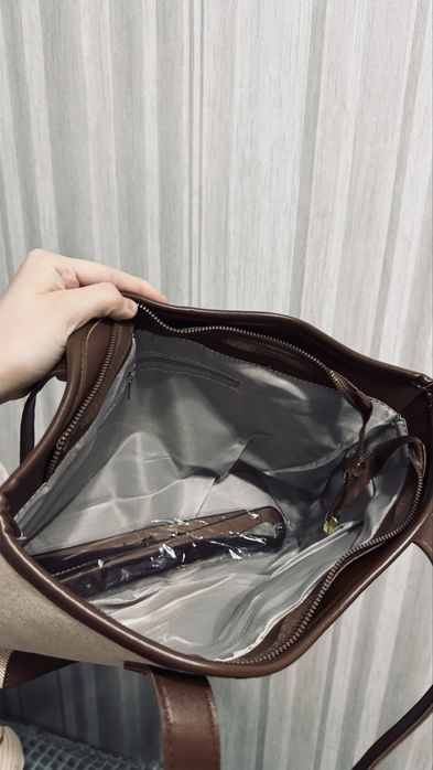 Стильная вместительная сумка