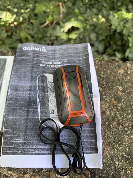 Продавам компактна планинска GPS навигация Garmin Dakota 20