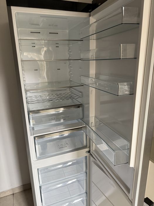 Хладилник с фризер Gorenje NRB620E61X4WFE