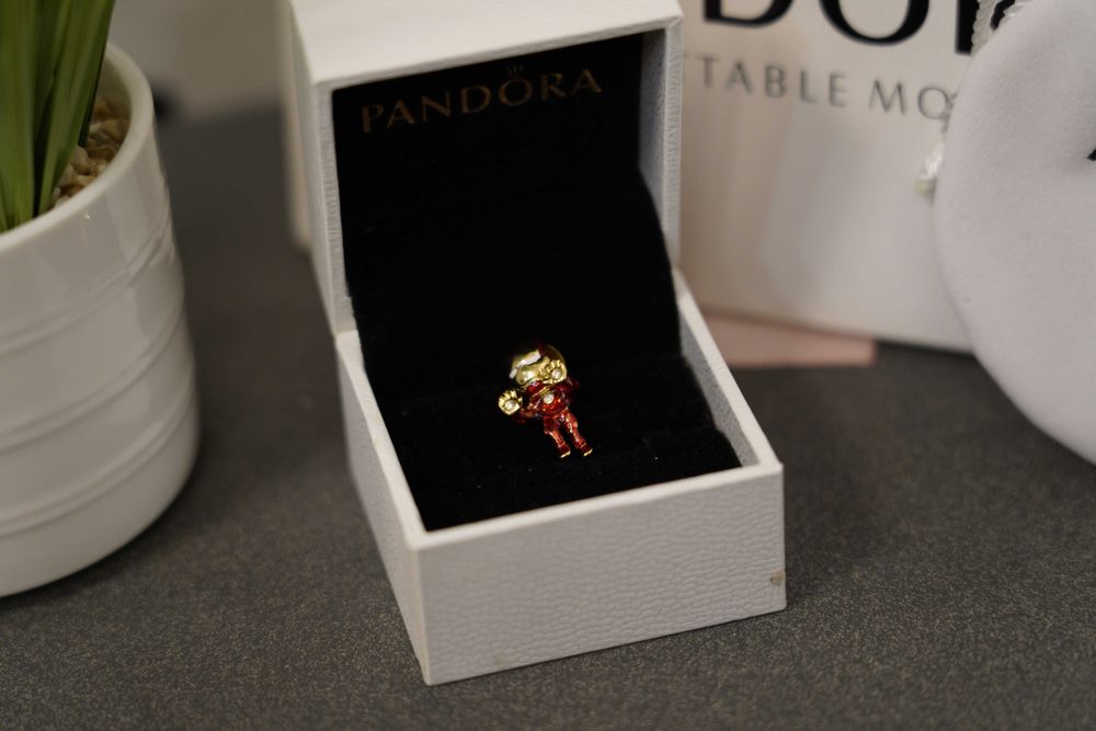 Талисман Пандора - Marvel x Pandora Железният човек