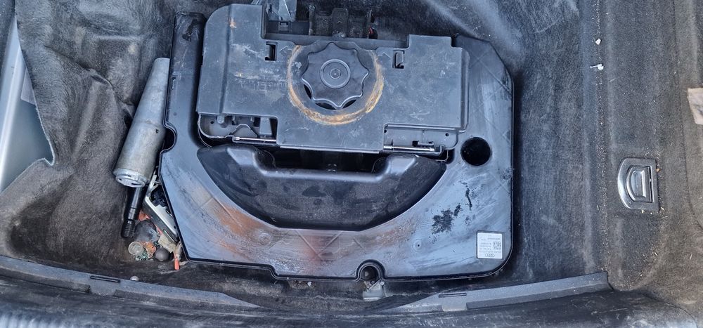 Sistem Audio Bang Olufsen Audi A4/Audi A5/Audi Q5 2008-2016