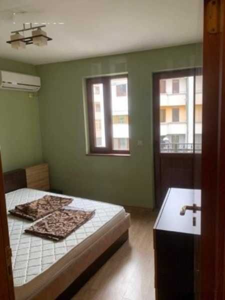 Продава се Тристаен апартамент в Пловдив, Старият град - 80 кв.м за 2332 €/кв.м - Снимка #3